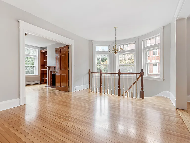141 Longwood Ave #1 — Photo 1