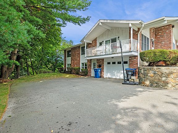 4th image of 11 Mooney Rd