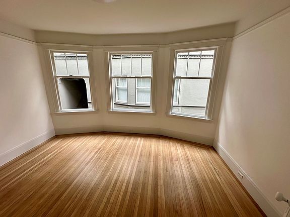 4th image of 2620-2626 Van Ness Ave