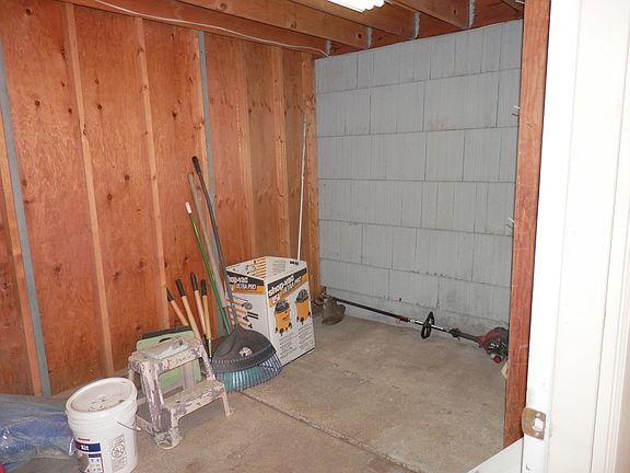 Great storage under deck!
