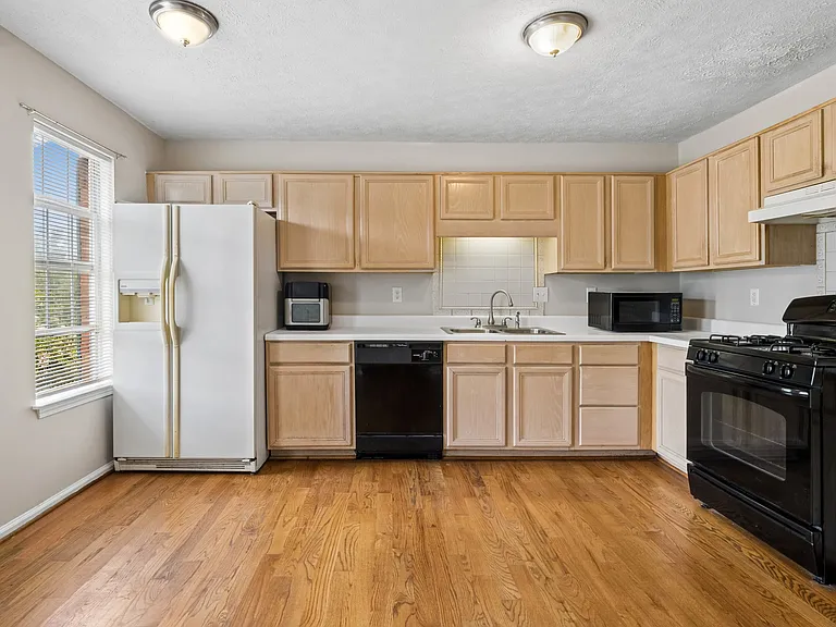88 Bridge View Dr — Photo 11