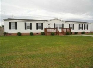 101 Magnolia Gardens Dr, Jacksonville, NC 28540