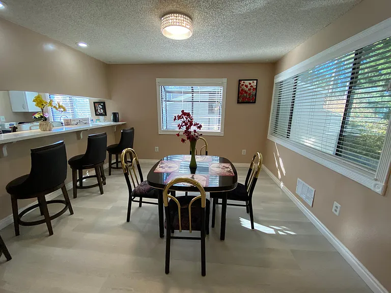 1500 Lake Park Dr SW #63 — Photo 2