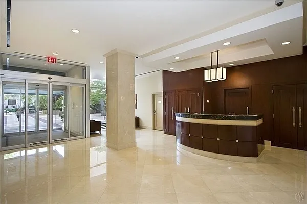 Sold by Halstead Real Estate | media 22