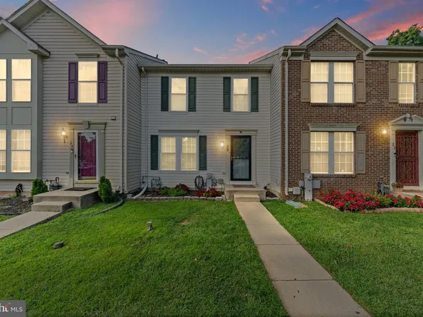 29 Cedarwood Cir, Pikesville, MD 21208