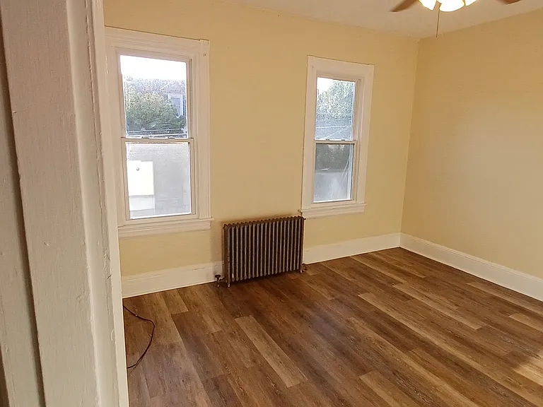 125 S 13th St #B — Photo 26