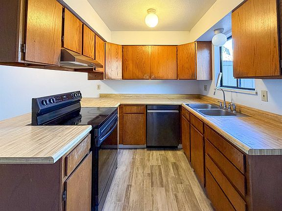 4th image of 103 Bacon Ct APT 5