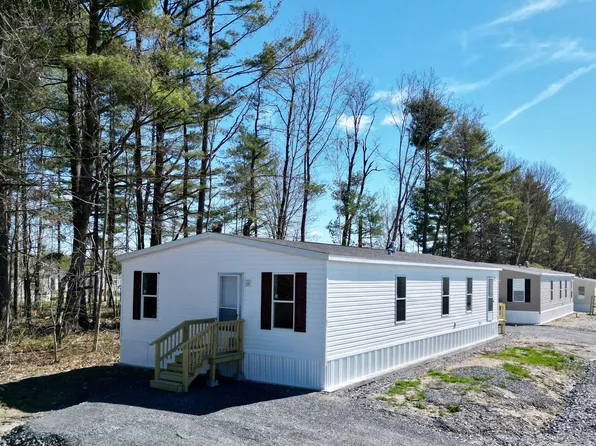 31 Amelia Lane, Waterville, ME 04901