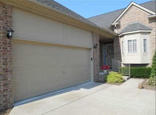 40853 Provencal Ct, Clinton Township, MI 48038