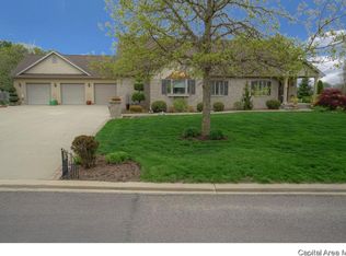 126 Heritage Point, New Berlin, IL 62670