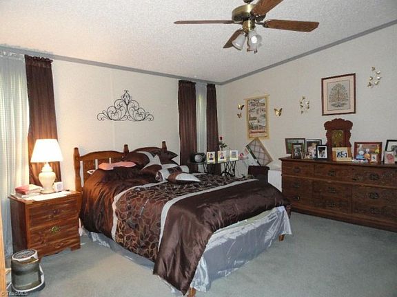 5th image of 4407 Saddlebranch Dr