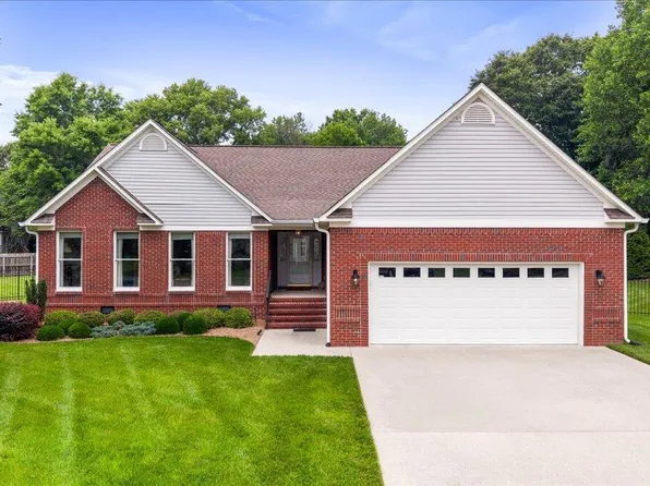 121 Park Creek Dr NW, Cleveland, TN 37312