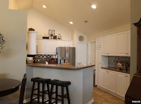5th image of 15386 N Point Dr