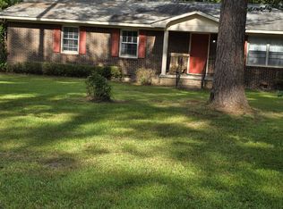 705 Falcon Dr, Thomasville, GA 31792
