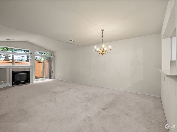 4th image of 6634 Millstone Lane SE #101