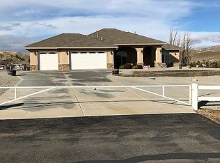 20733 Oak Knoll Dr, Tehachapi, CA 93561