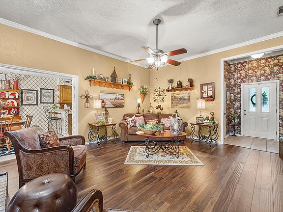 5th image of 217 Harris Dr