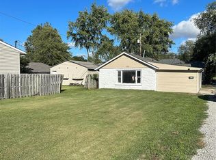225 10th St, Wood River, IL