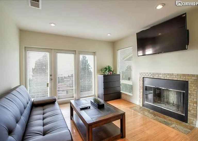 28043 Lobrook Dr — Photo 7
