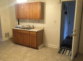 42 Myrtle St APT 6, Taunton, MA 02780