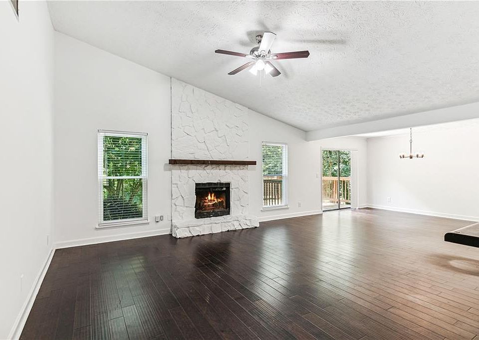 1st image of 4071 Sugar Mill Dr