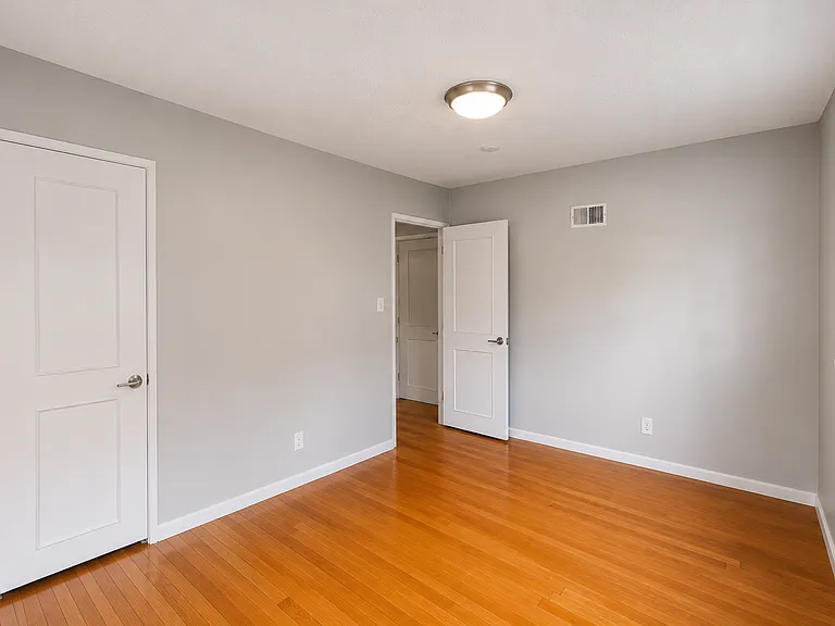 9 Country Squire Ln — Photo 9
