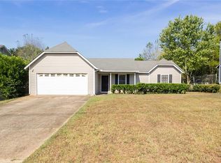 6737 Bent Creek Dr, Rex, GA 30273