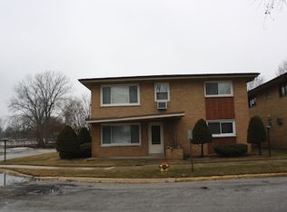 18258 Exchange Ave APT 4, Lansing, IL 60438