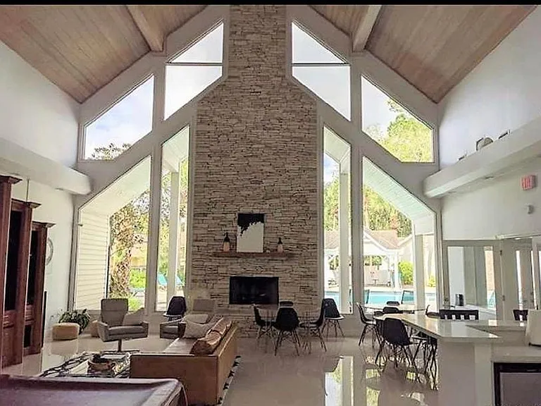 4700 SW Archer Rd #D26 — Photo 1