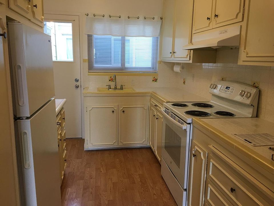 1st image of 1317 4th Ave APT 4