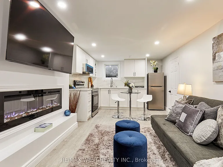 67 Hobbs Dr #BASEMENT — Photo 6
