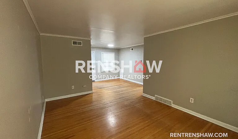4667 Violet Ave — Photo 2