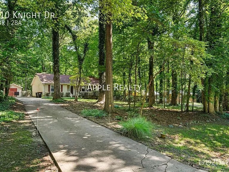 810 Knight Dr — Photo 22