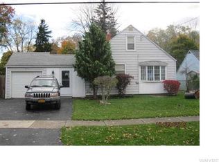 1091 85th St, Niagara Falls, NY 14304