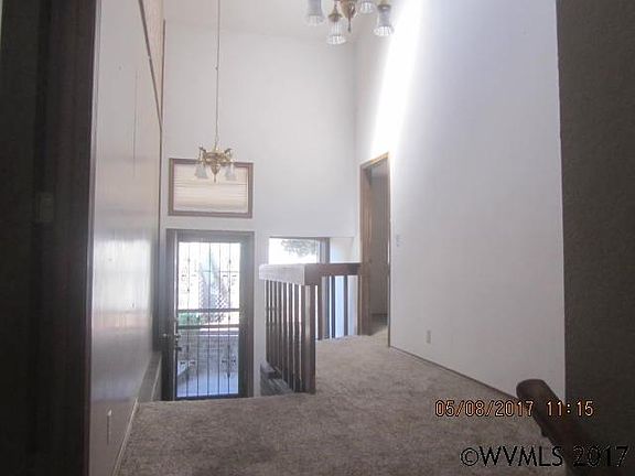 5th image of 1450 Beaumont St NW