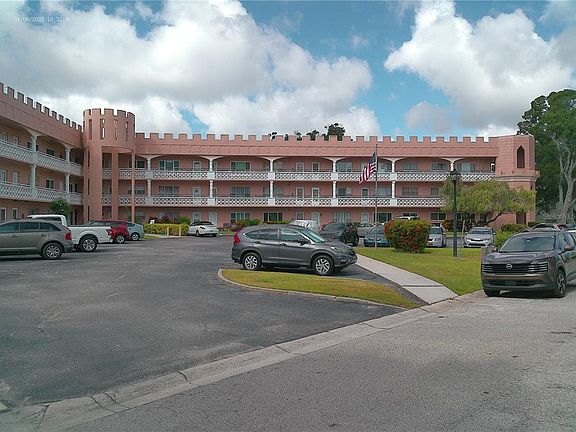 3rd image of 2457 Ecuadorian Way APT 73