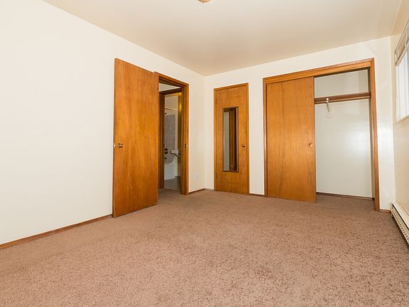 5th image of 4120 11th Ave NE APT 309