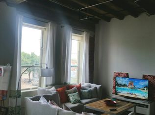 393 W Jefferson Blvd #303, Dallas, TX 75208
