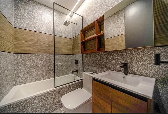 Rented by Brooklyn Group | media 18