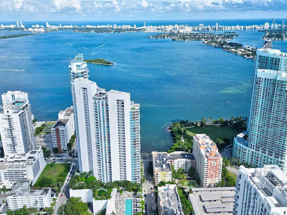 1st image of 2020 N Bayshore Dr APT 1905