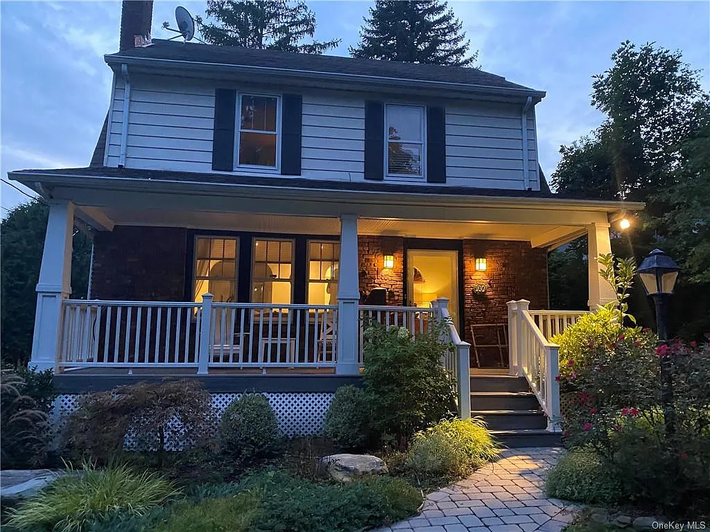 100 Summit Ave photo 1