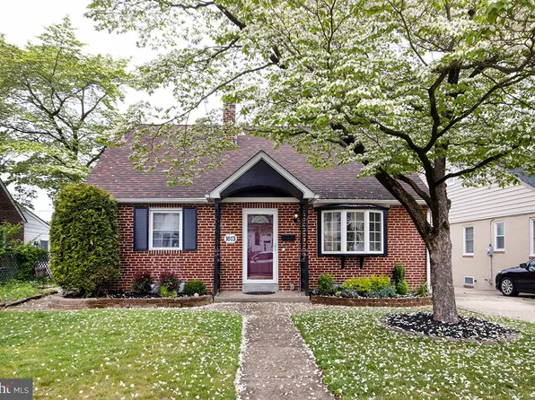 1613 Sycamore St, Haddon Heights, NJ 08035