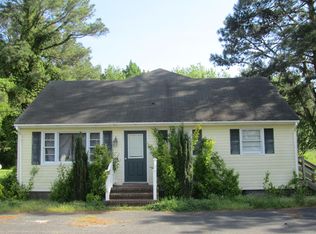 16786 General Puller Hwy, Deltaville, VA 23043