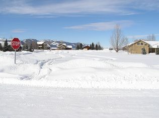 450 River View Dr, Alpine, WY 83128