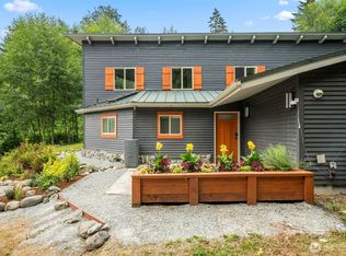 22120 Gaspard Lane, Mount Vernon, WA 98274