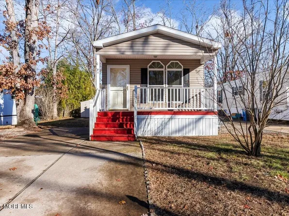 71 Roberts Road, Toms River, NJ 08755
