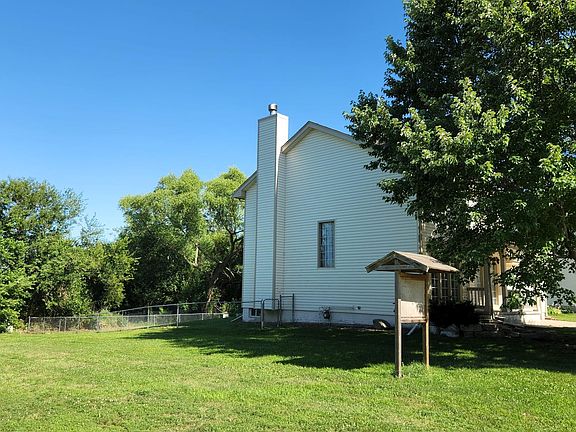 3rd image of 4637 N 126th St