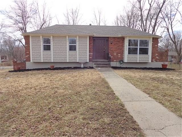 1st image of 2700 NW Pembroke Pl