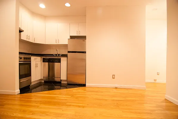 Rented by WAM Partners - William Moses Co. | media 30