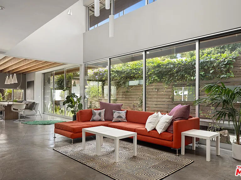 710 Milwood Ave — Photo 10